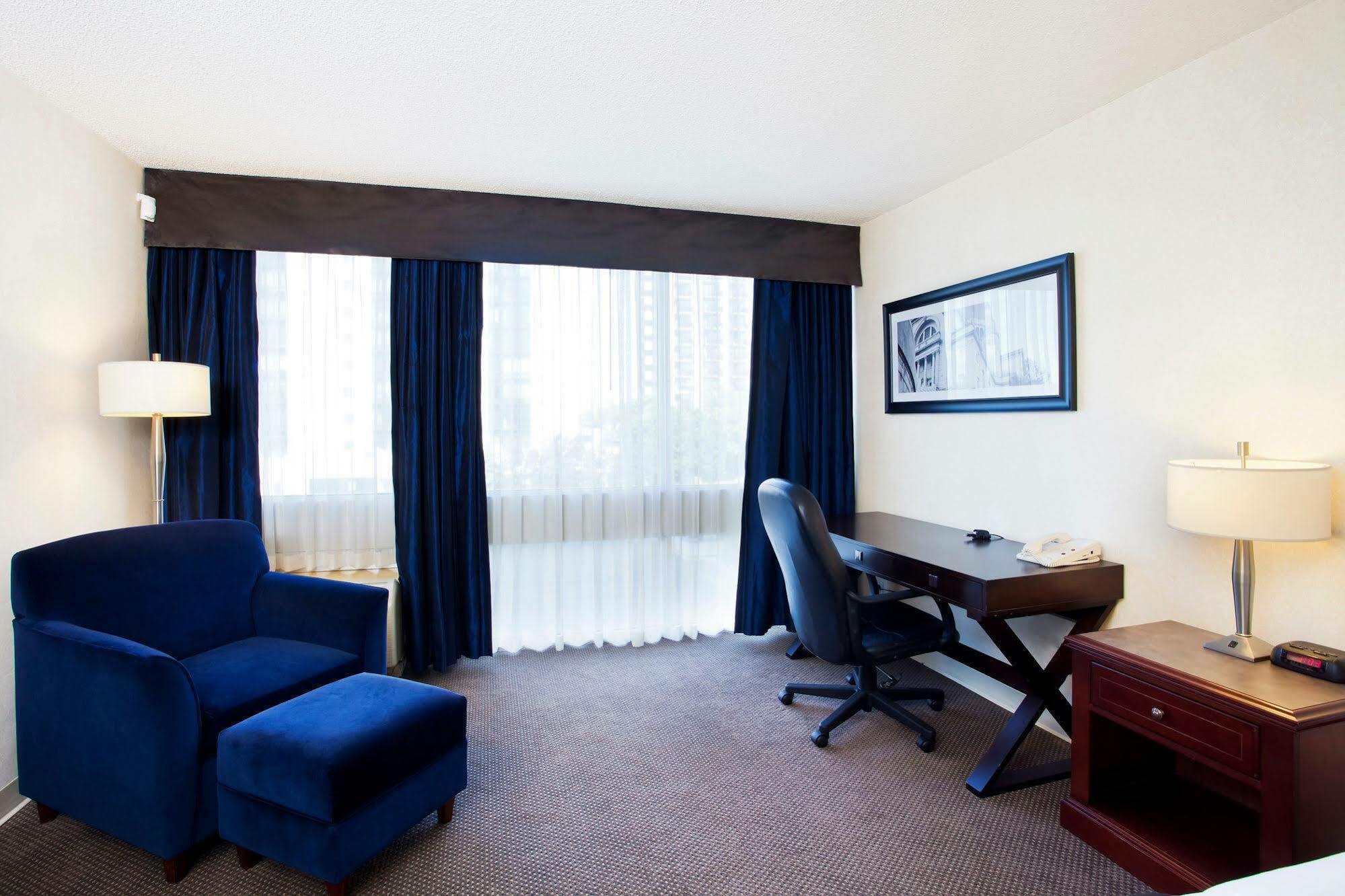 Sandman Hotel Montreal - Longueuil Εξωτερικό φωτογραφία